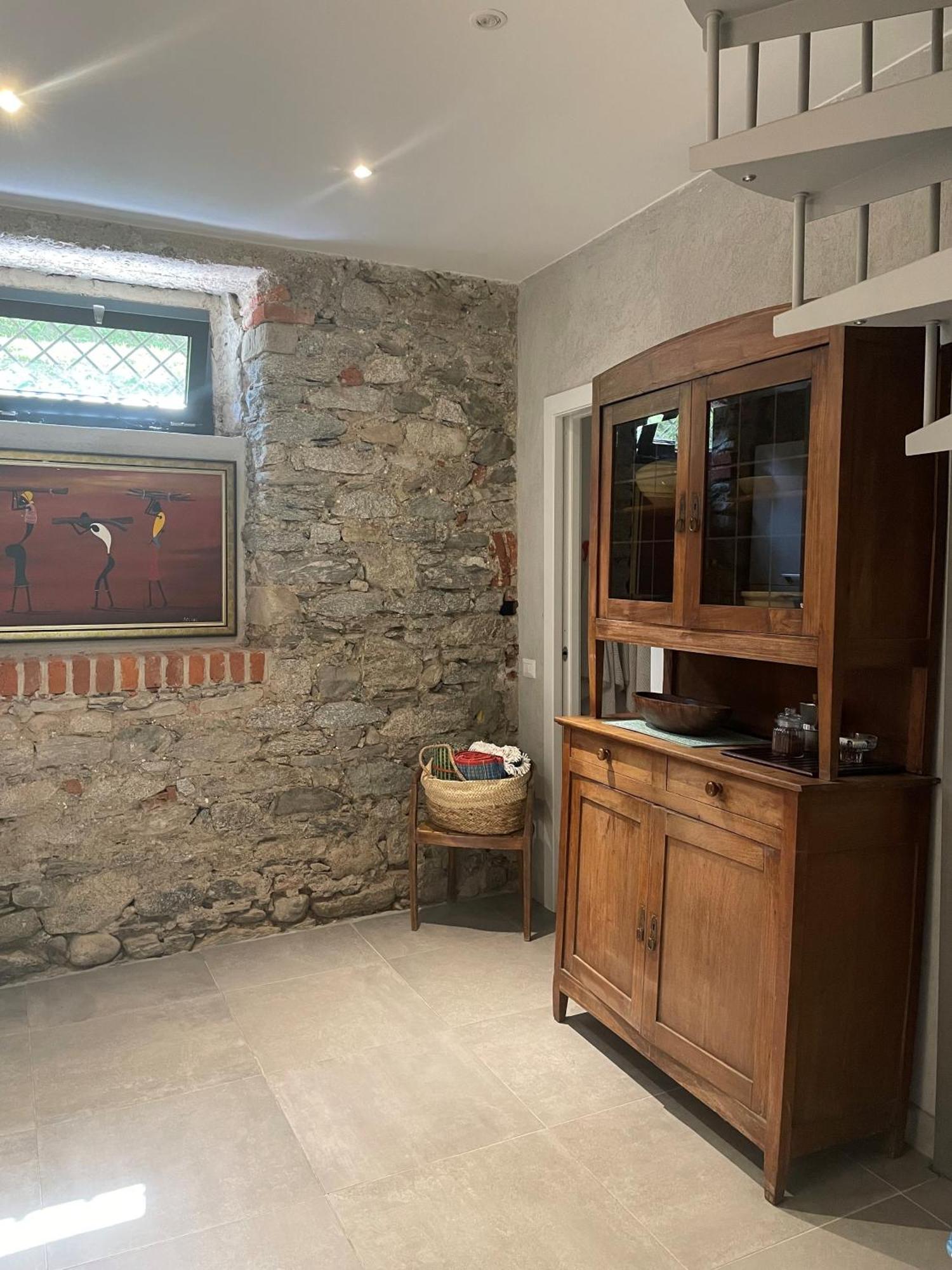 Villa Bacchetta - Stone Cottage Оледжо-Кастелло Экстерьер фото